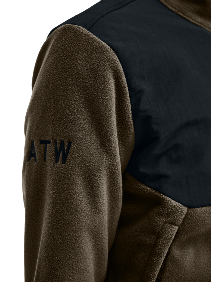 HALO BLOCKED ZIP FLEECE, MAJOR BROWN, model