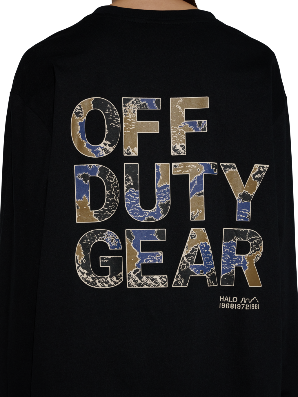 HALO GRAPHIC L/S T-SHIRT 01, BLACK, model