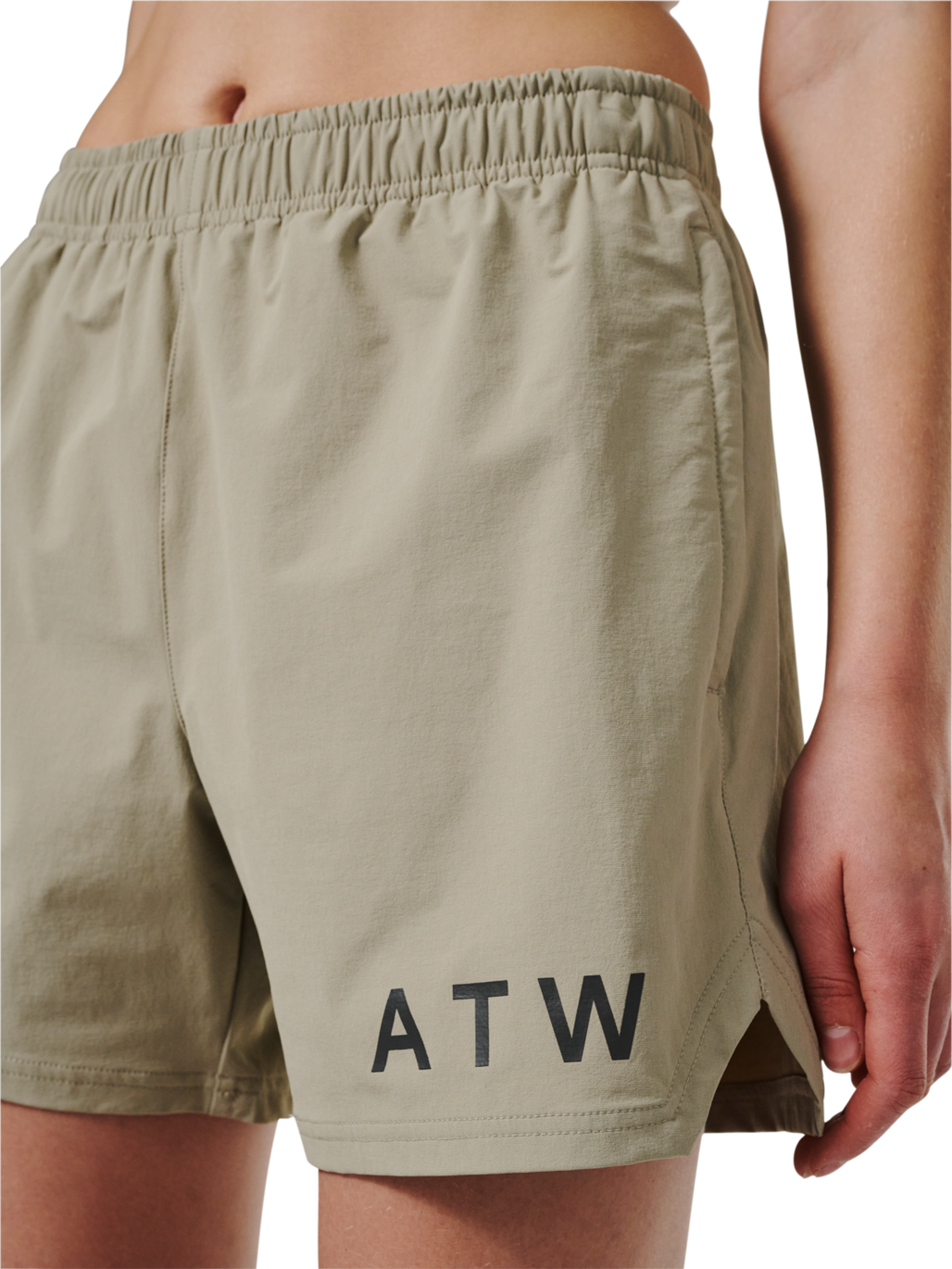 HALO SHORTS, SENECA ROCK, model