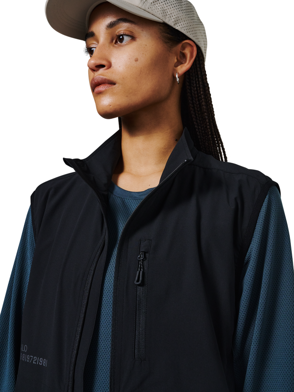 HALO SCOUT VEST, BLACK, model