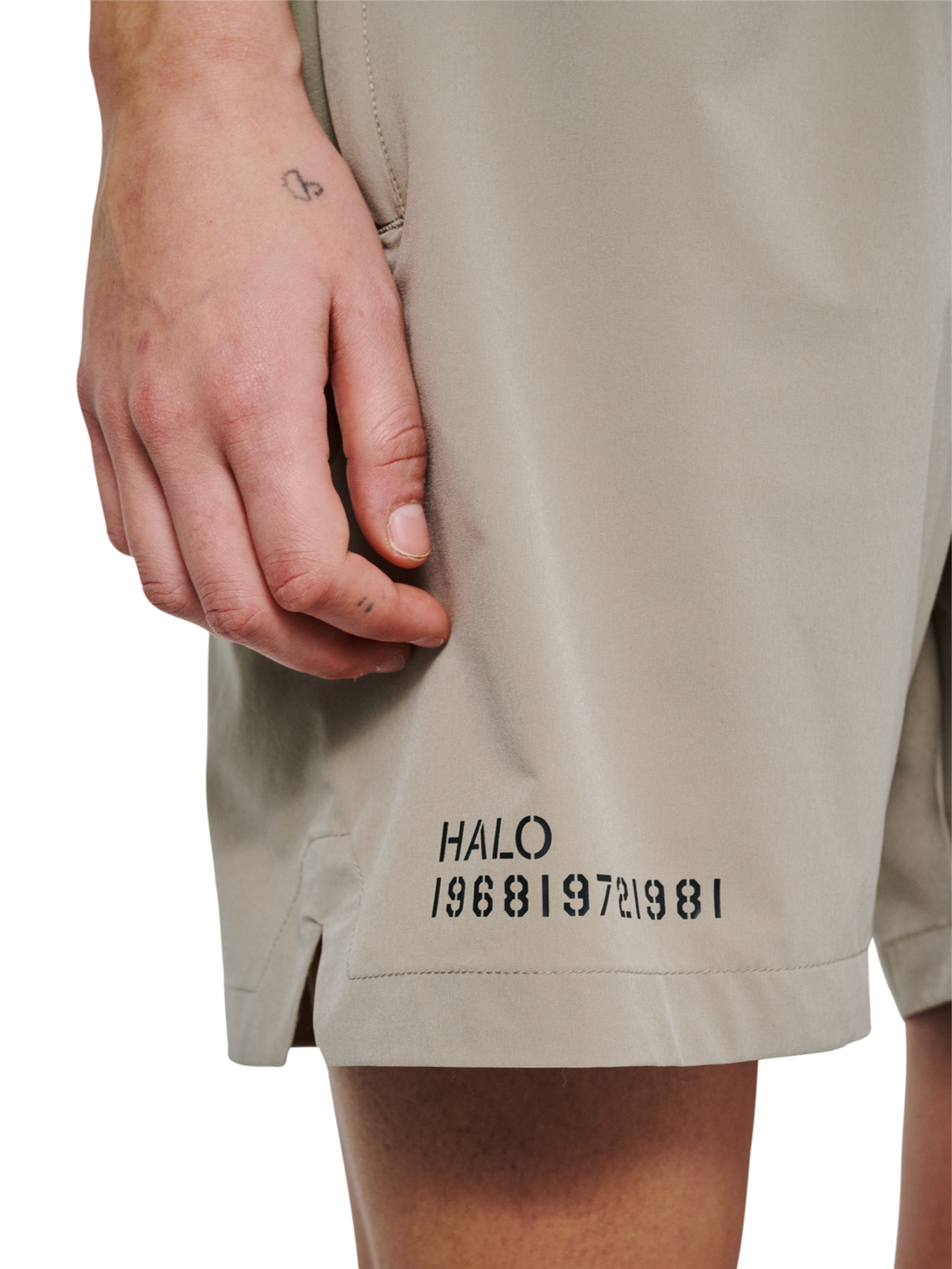 HALO SCOUT SHORTS, SENECA ROCK, model