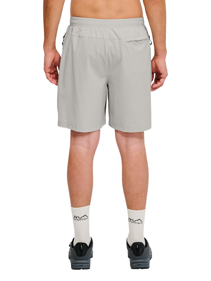 HALO APEX SHORTS, SILVER LINING, model