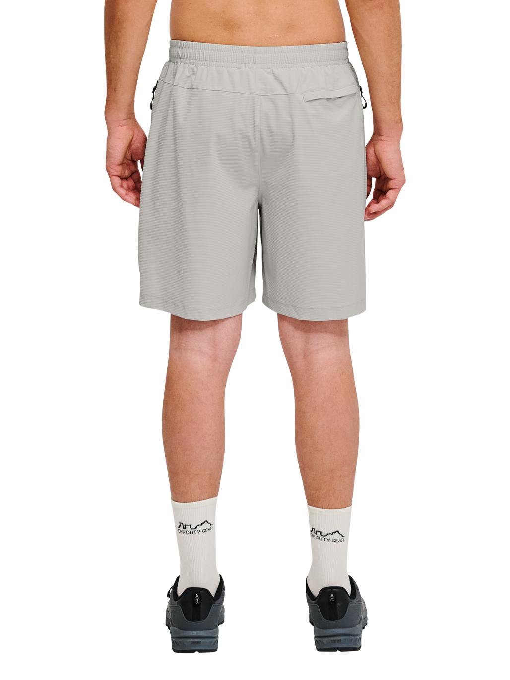 HALO APEX SHORTS, SILVER LINING, model