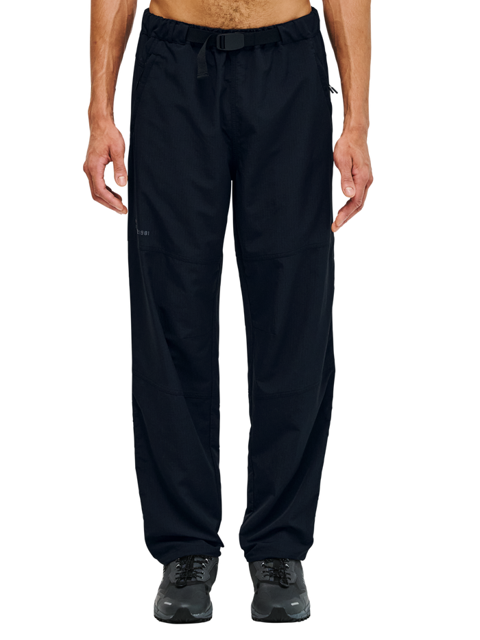 HALO ASSET PANTS, BLACK, model