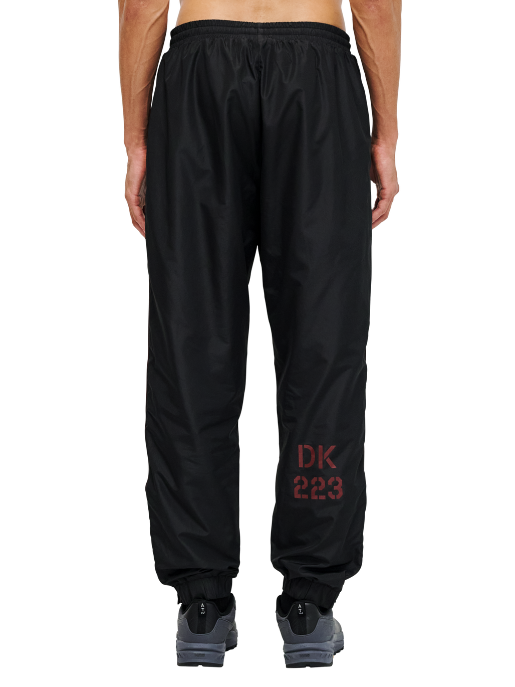 HALO DBU  TRACKSUIT  PANTS, BLACK, model