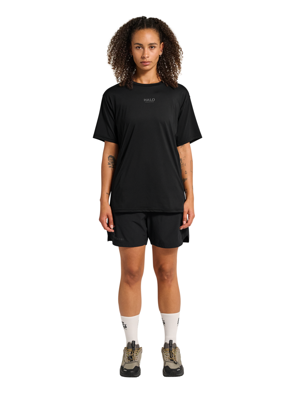 HALO SCOUT SS T-SHIRT, BLACK, model