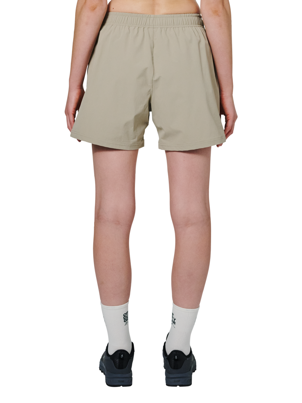 HALO SHORTS, SENECA ROCK, model