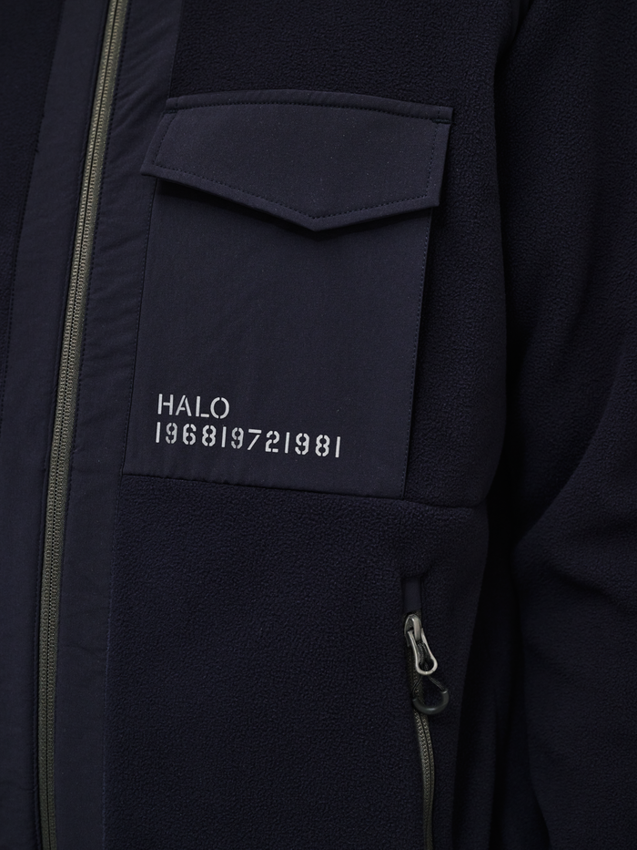 HALO PANELED FLEECE JACKET, DEEP WELL, model