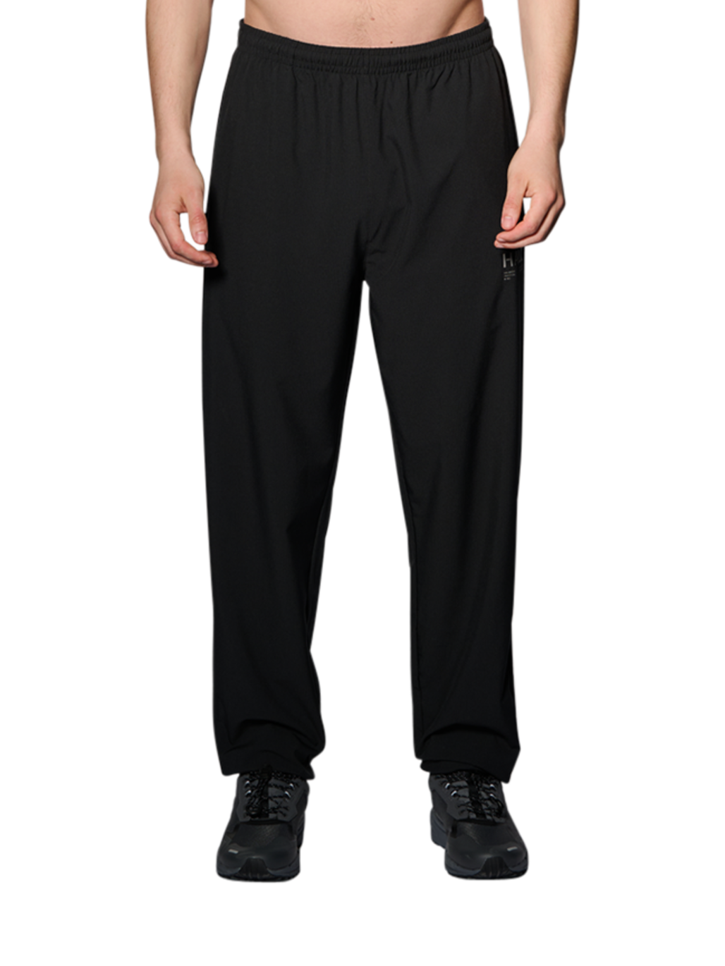 HALO TECH PANTS, BLACK, model