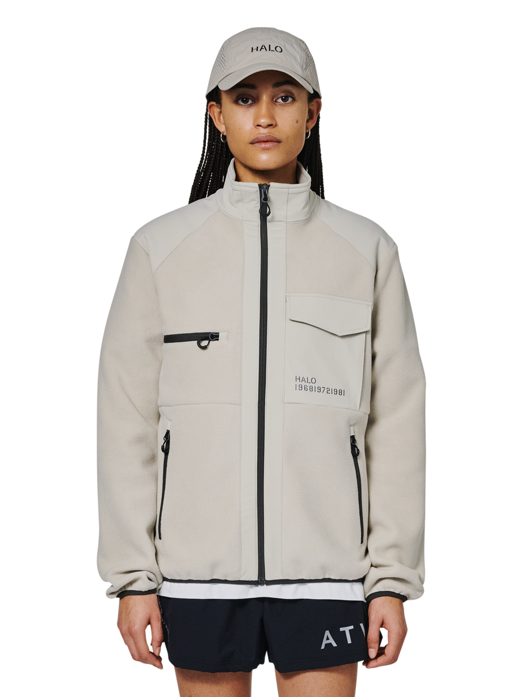 HALO PANELED FLEECE JACKET, SILVER LINING, model