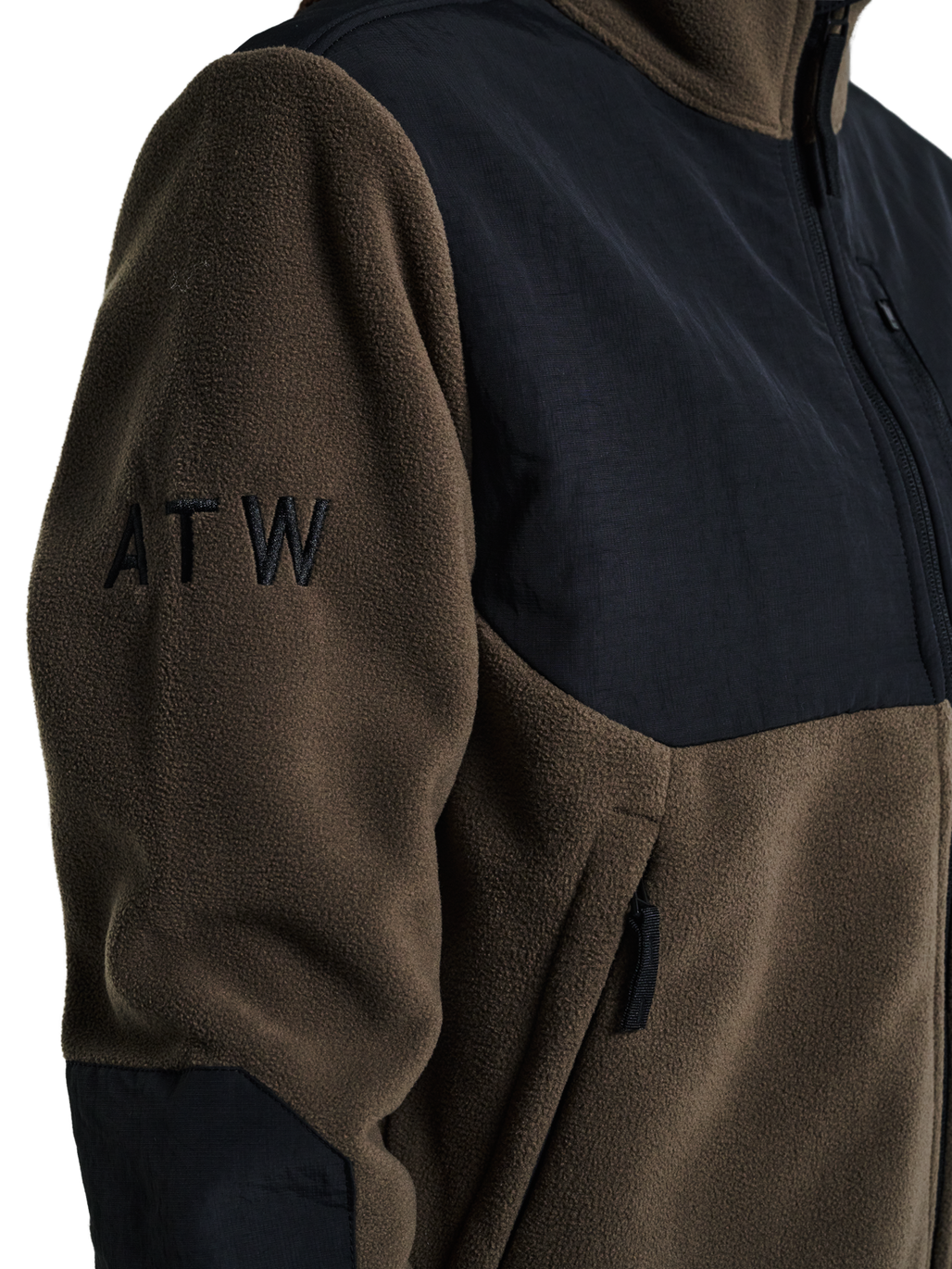 HALO BLOCKED ZIP FLEECE, MAJOR BROWN, model