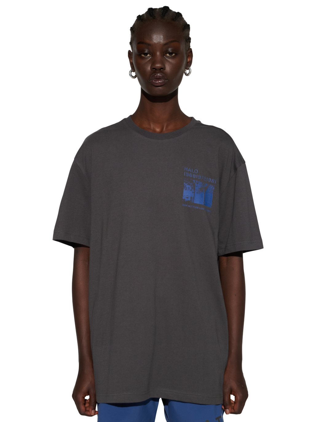 HALO MAP T-SHIRT, RAVEN, model