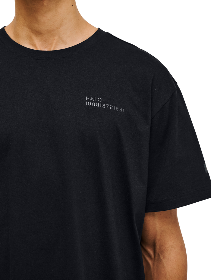 HALO GRAPHIC T-SHIRT, BLACK, model