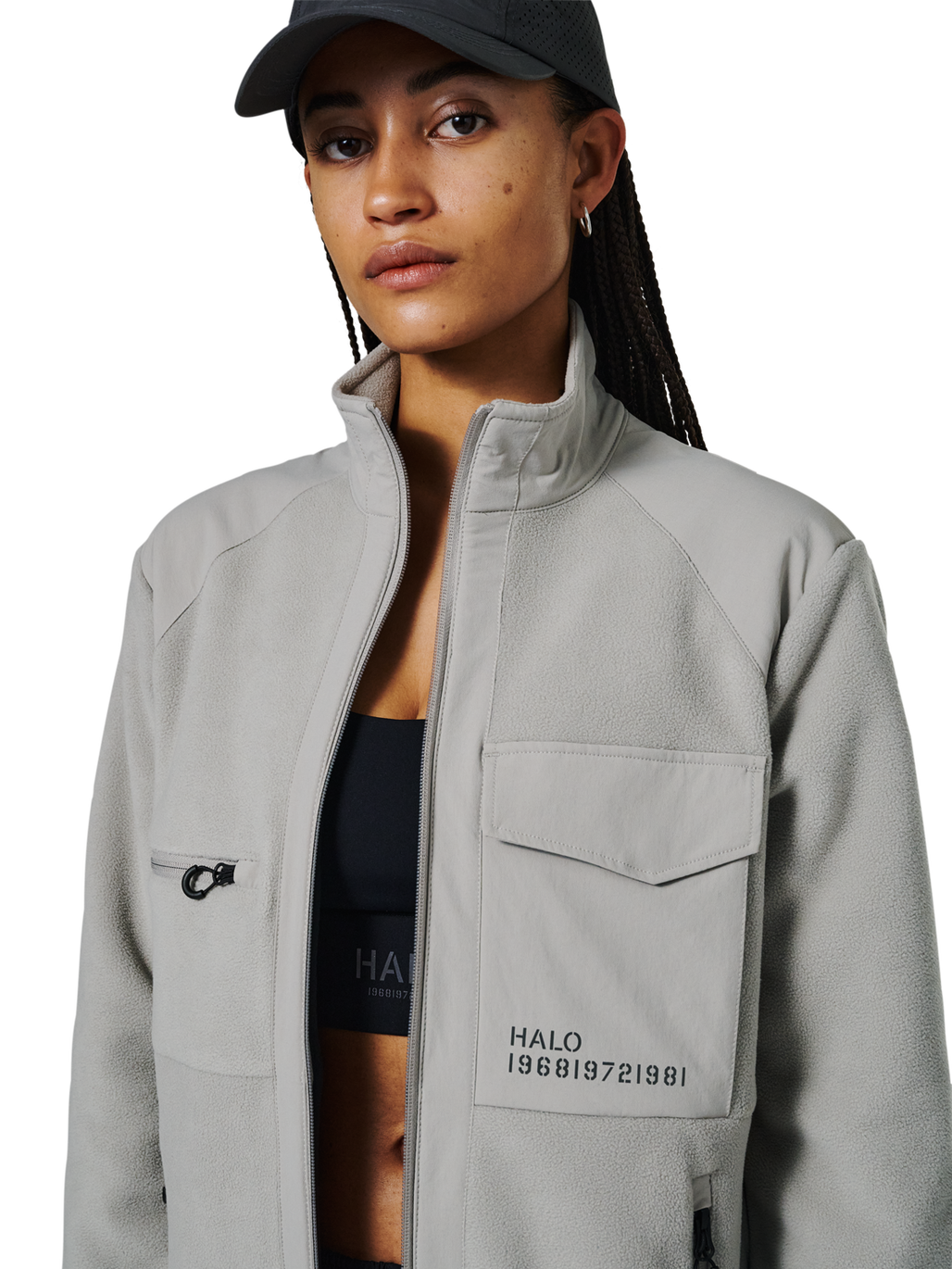HALO PANELED FLEECE JACKET, MOURNING DOVE, model