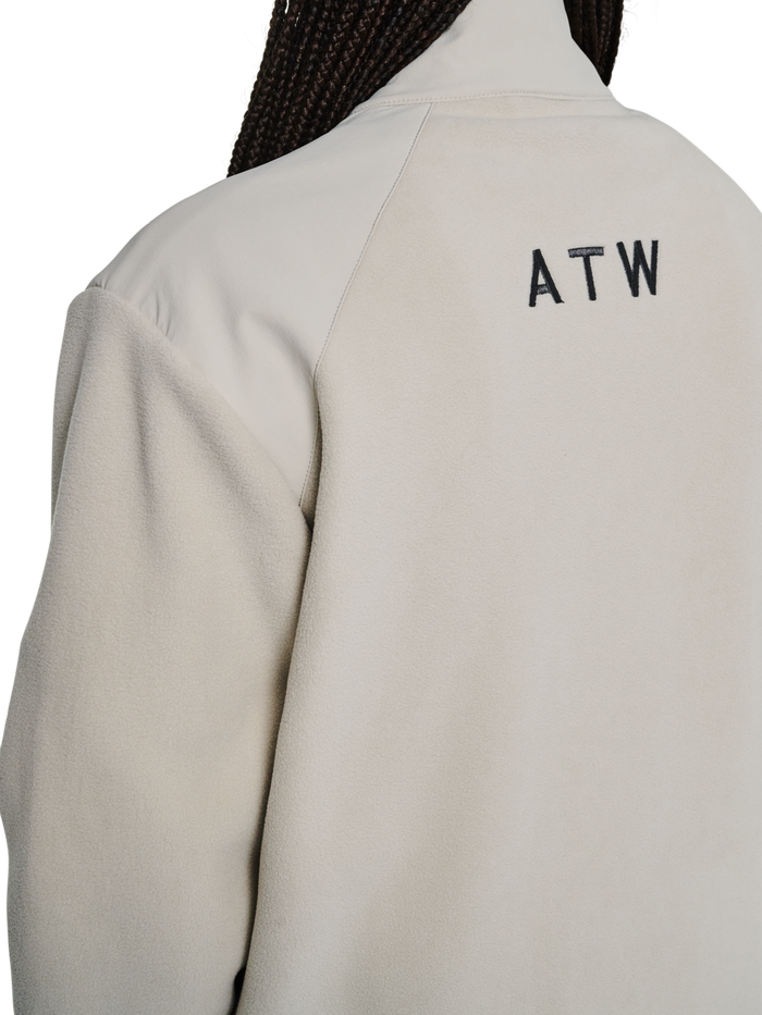 HALO PANELED FLEECE JACKET, SILVER LINING, model