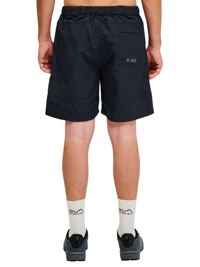 HALO ASSET SHORTS, BLACK, model