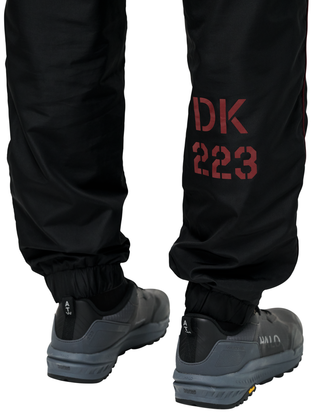 HALO DBU  TRACKSUIT  PANTS, BLACK, model