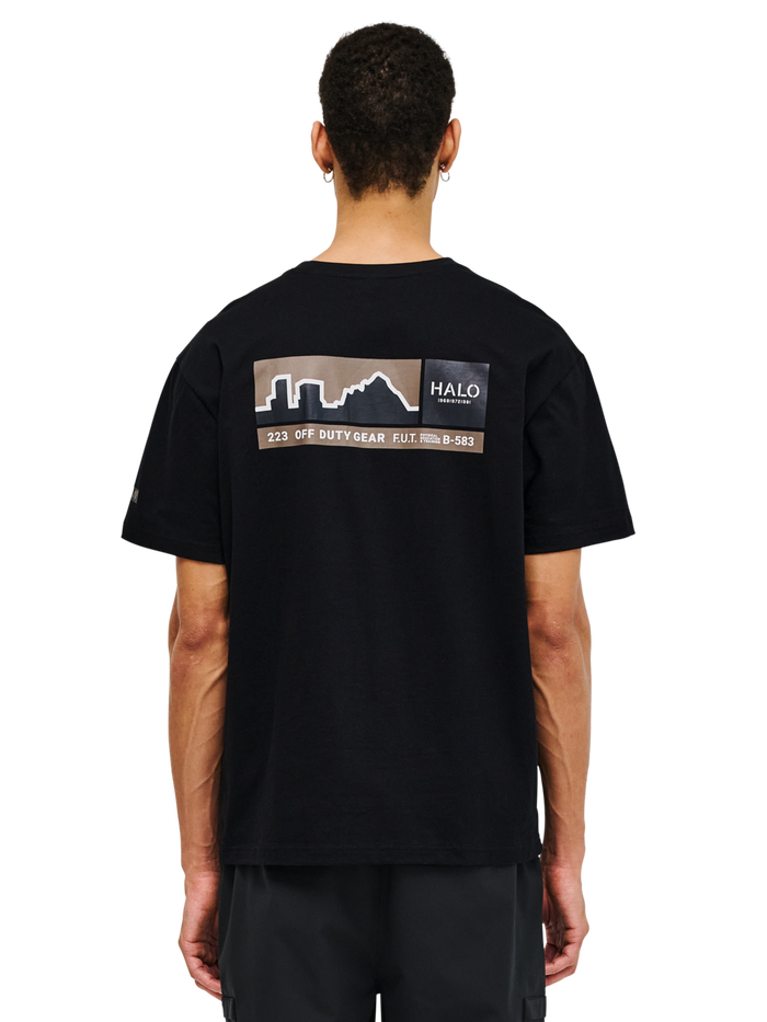 HALO GRAPHIC T-SHIRT, BLACK, model