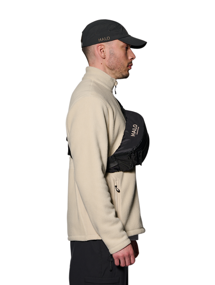 HALO CROSSBODY BAG, BLACK, model