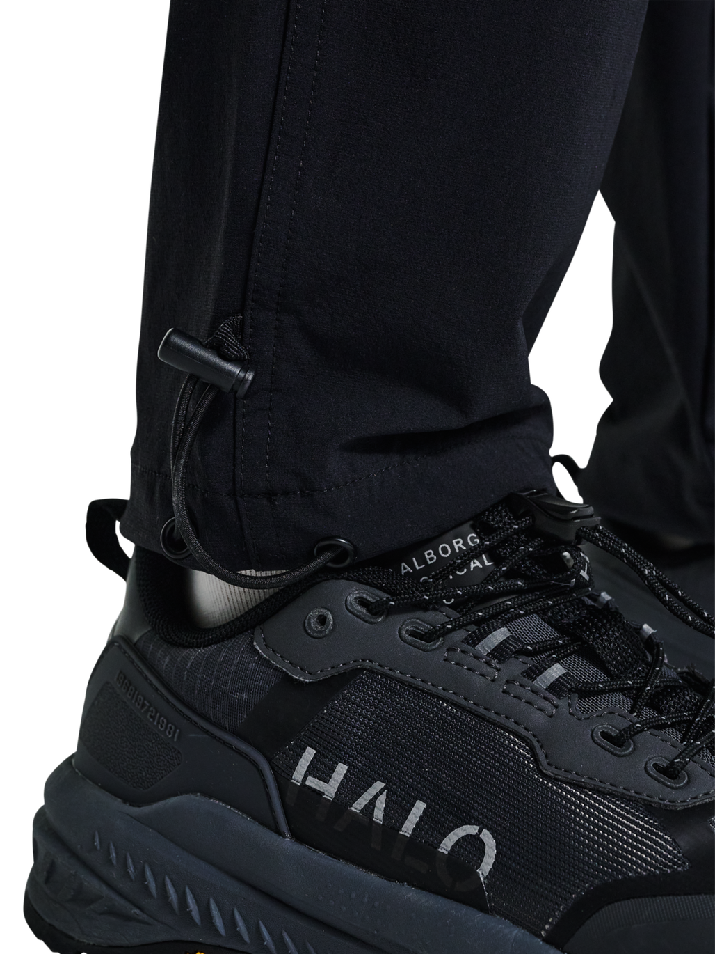 HALO TRAIL PANTS, BLACK, model