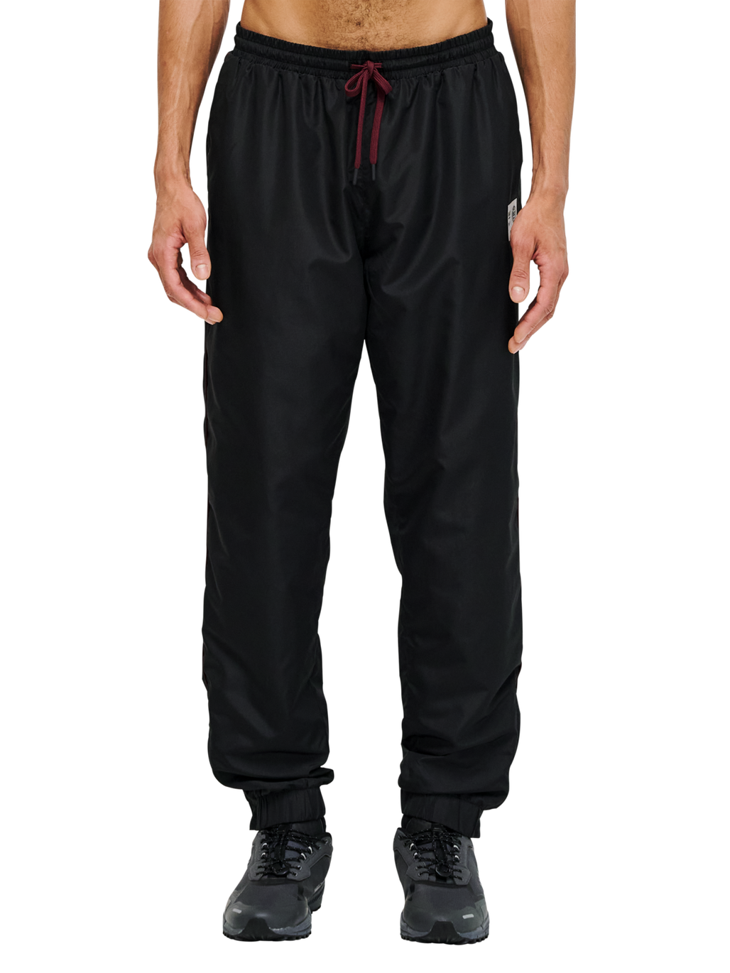 HALO DBU  TRACKSUIT  PANTS, BLACK, model