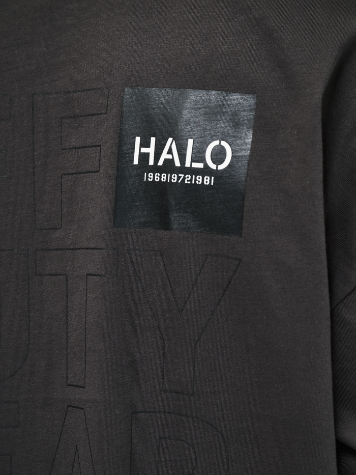 HALO GRAPHIC BOXY T-SHIRT, RAVEN, model