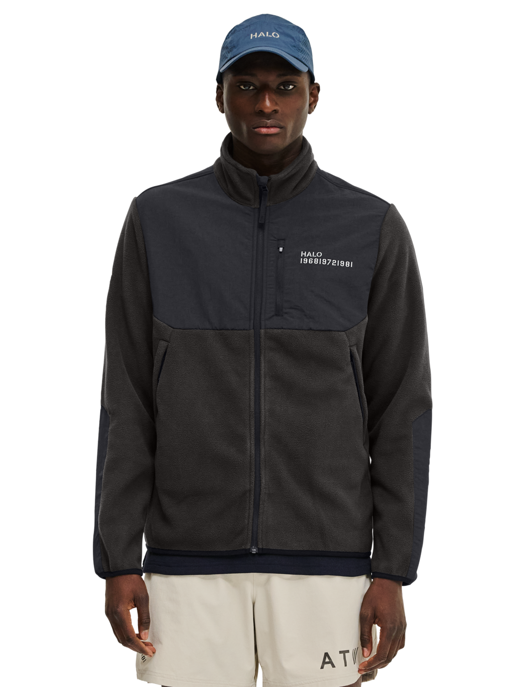 HALO BLOCKED ZIP FLEECE, RAVEN, model