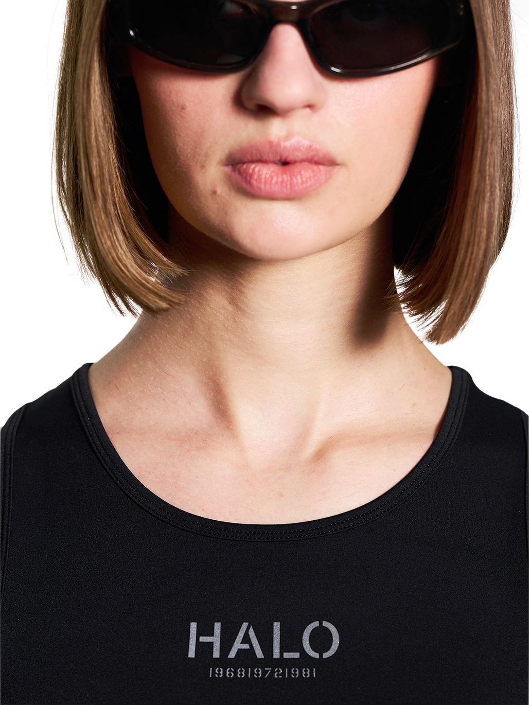 HALO WOMEN TRAINING TOP, BLACK, model