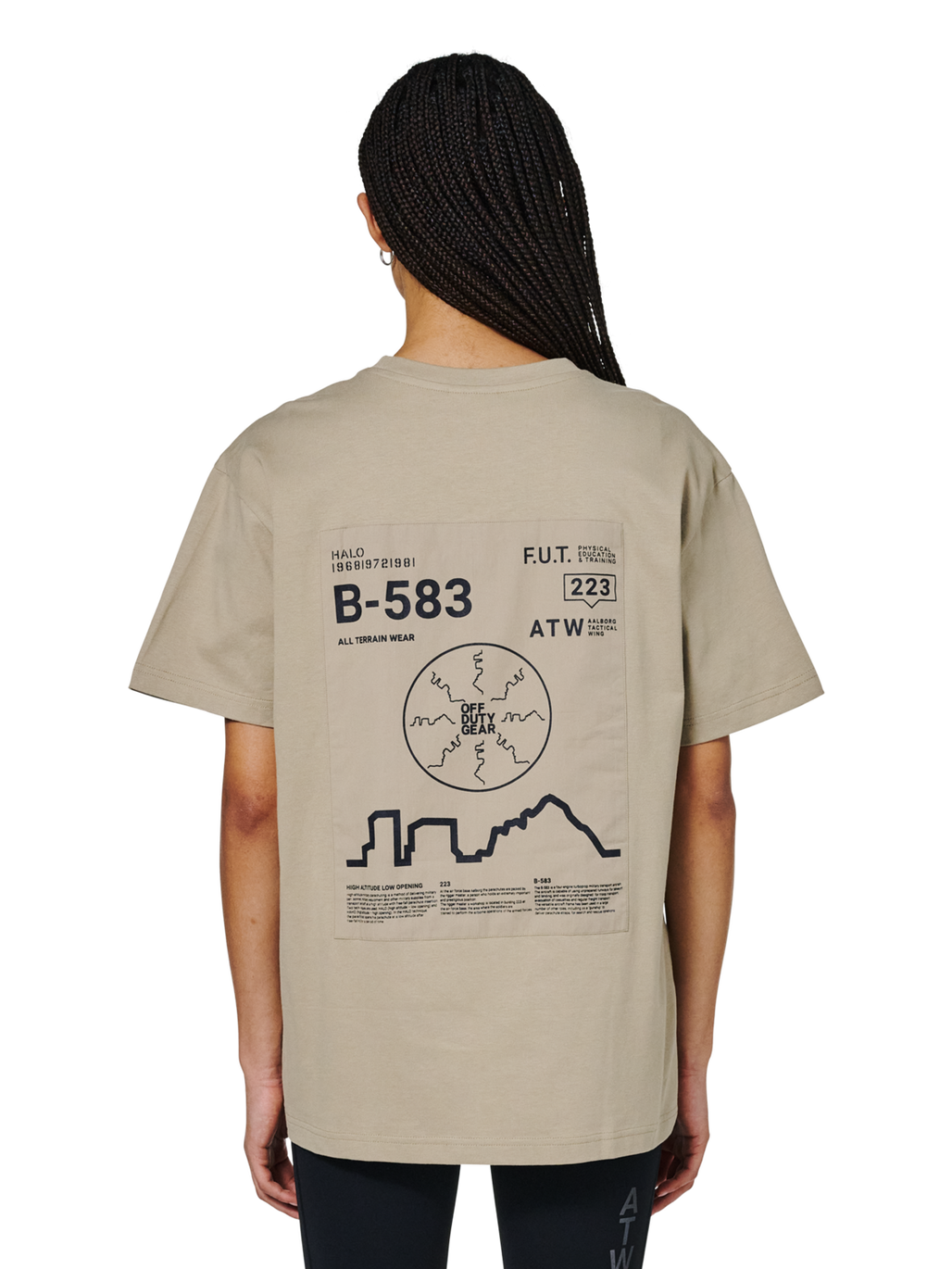 HALO GRAPHIC T-SHIRT 01, SENECA ROCK, model