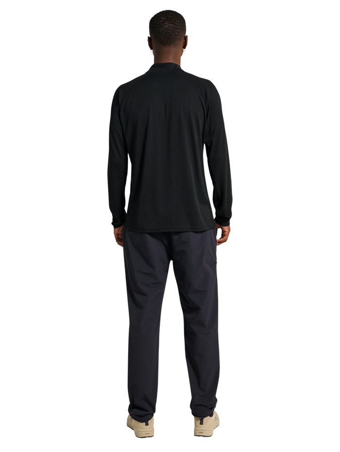 HALO SORONA HALF ZIP, BLACK, model