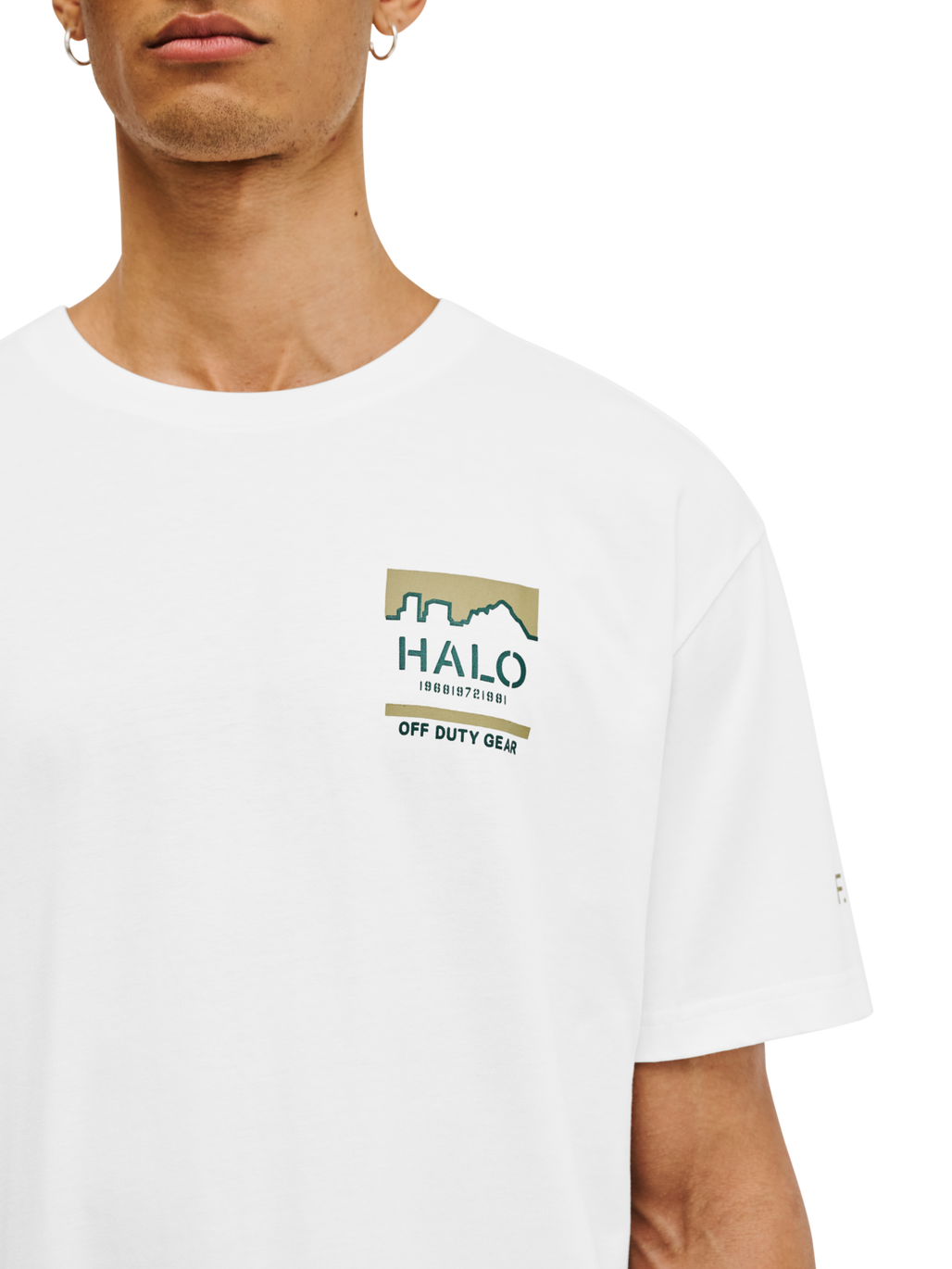 HALO GRAPHIC T-SHIRT, MARSHMALLOW/BOTANICALGARDEN/BG, model