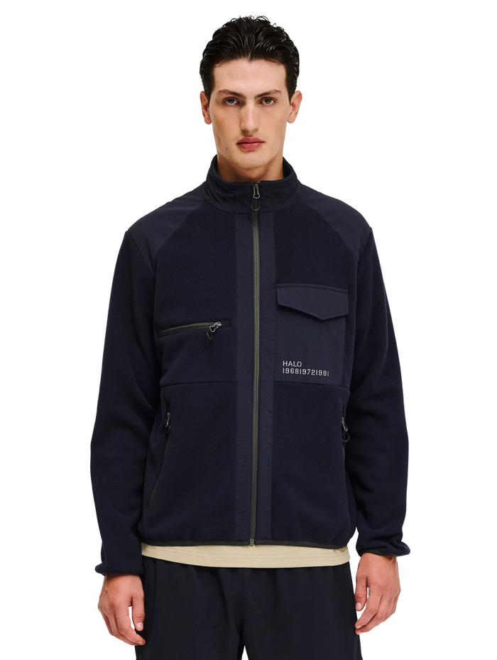 HALO PANELED FLEECE JACKET, DEEP WELL, model