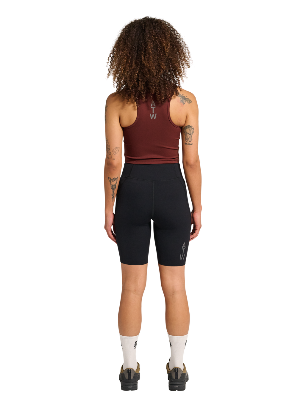 HALO WOMEN TRAINING SPRINTERS, BLACK, model