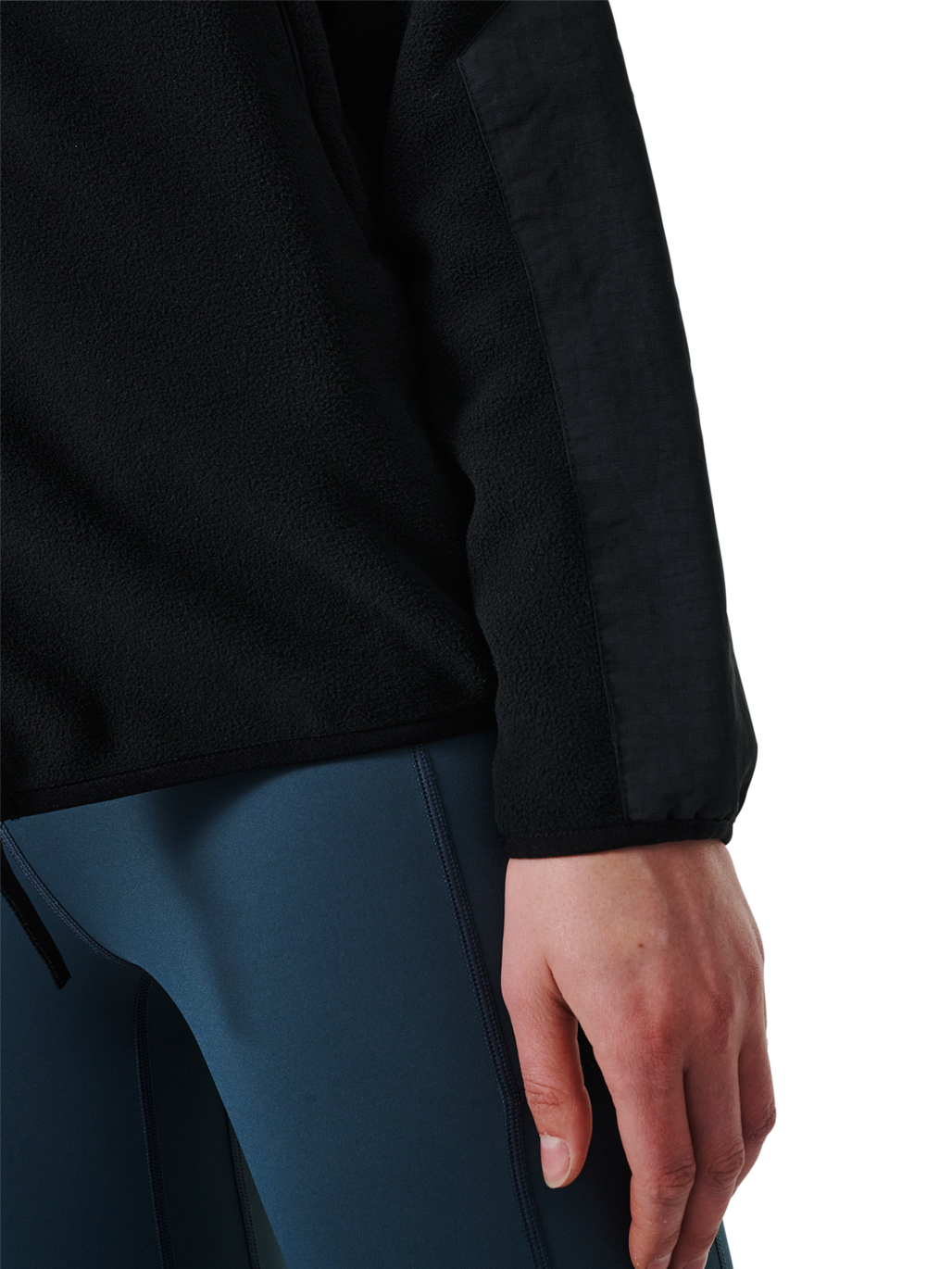 HALO BLOCKED ZIP FLEECE, BLACK, model