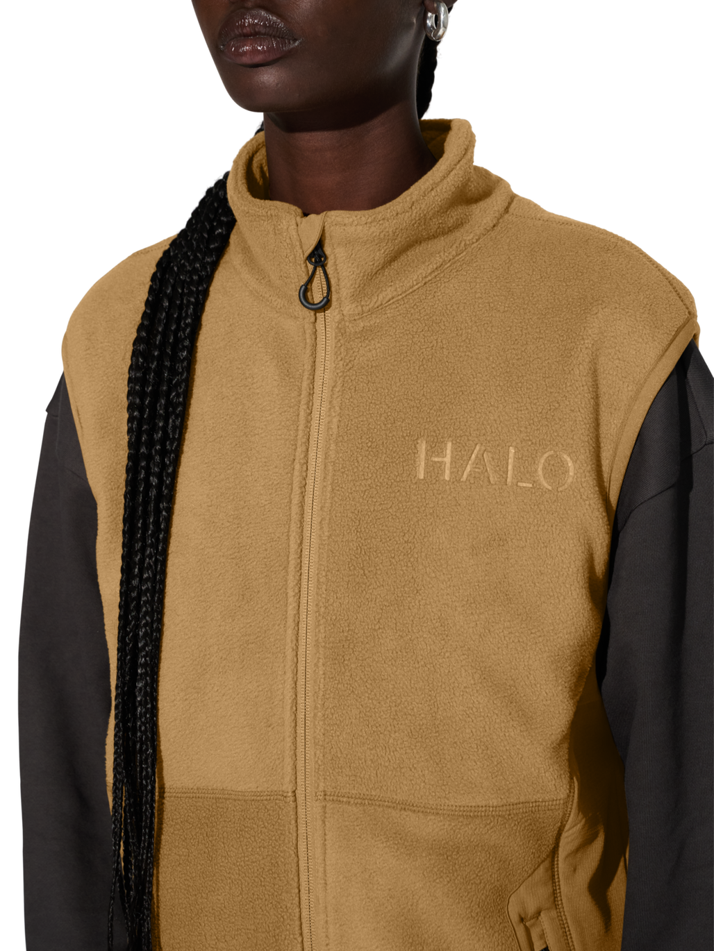 HALO ATW TEDDY FLEECE VEST, KANGAROO, model
