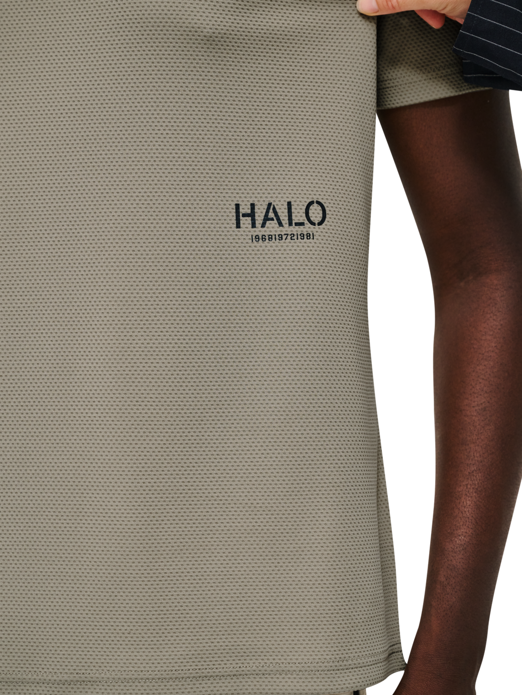 HALO SORONA T-SHIRT, SENECA ROCK, model