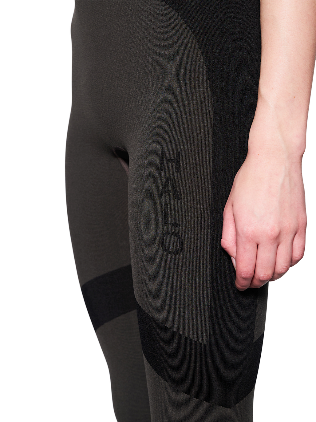 HALO WOMENS SEAMLESS TIGHTS, BLACK, model