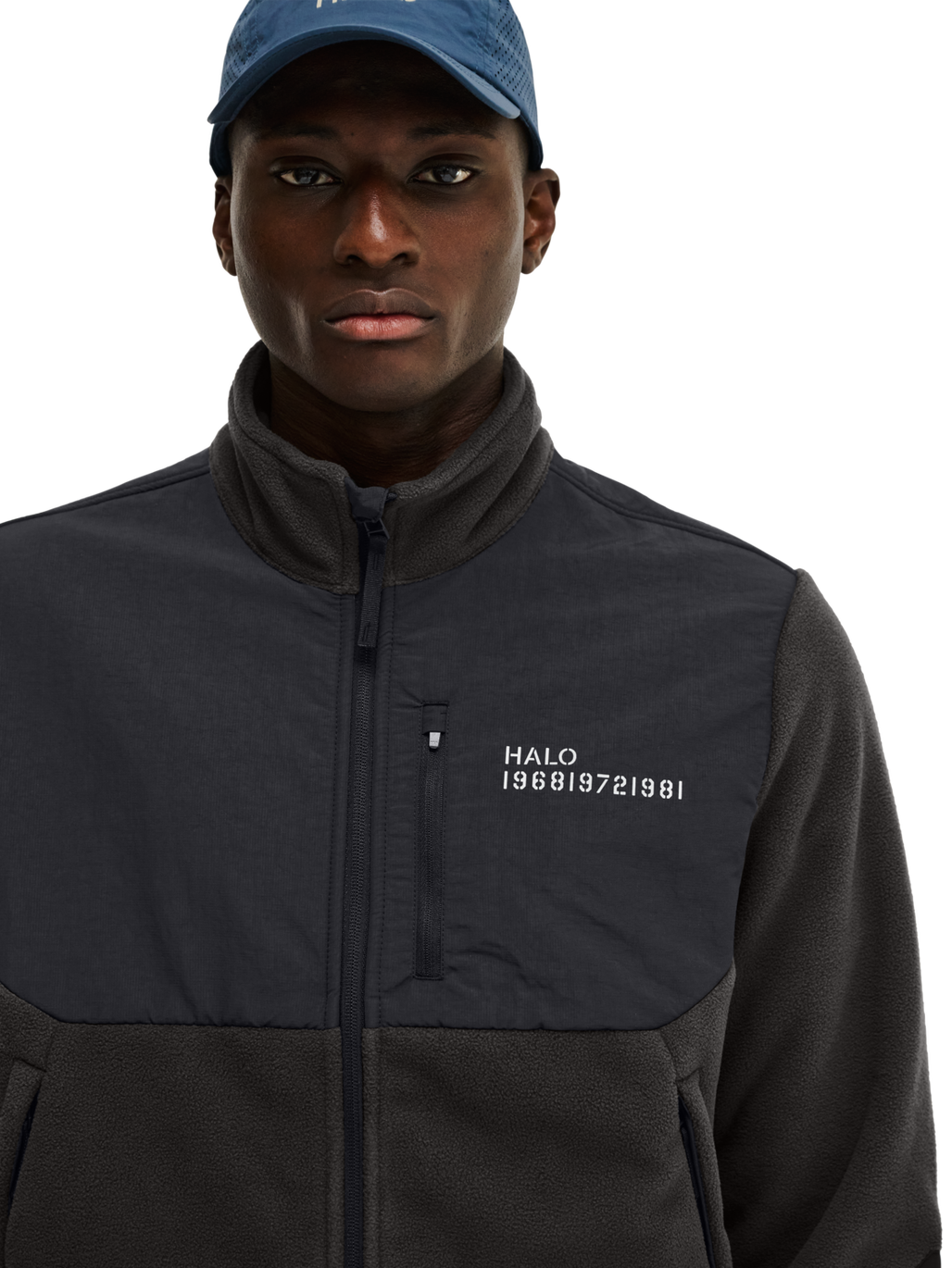 HALO BLOCKED ZIP FLEECE, RAVEN, model