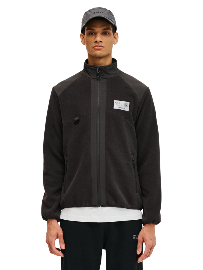 HALO DBU PANELED FLEECE JACKET, RAVEN, model